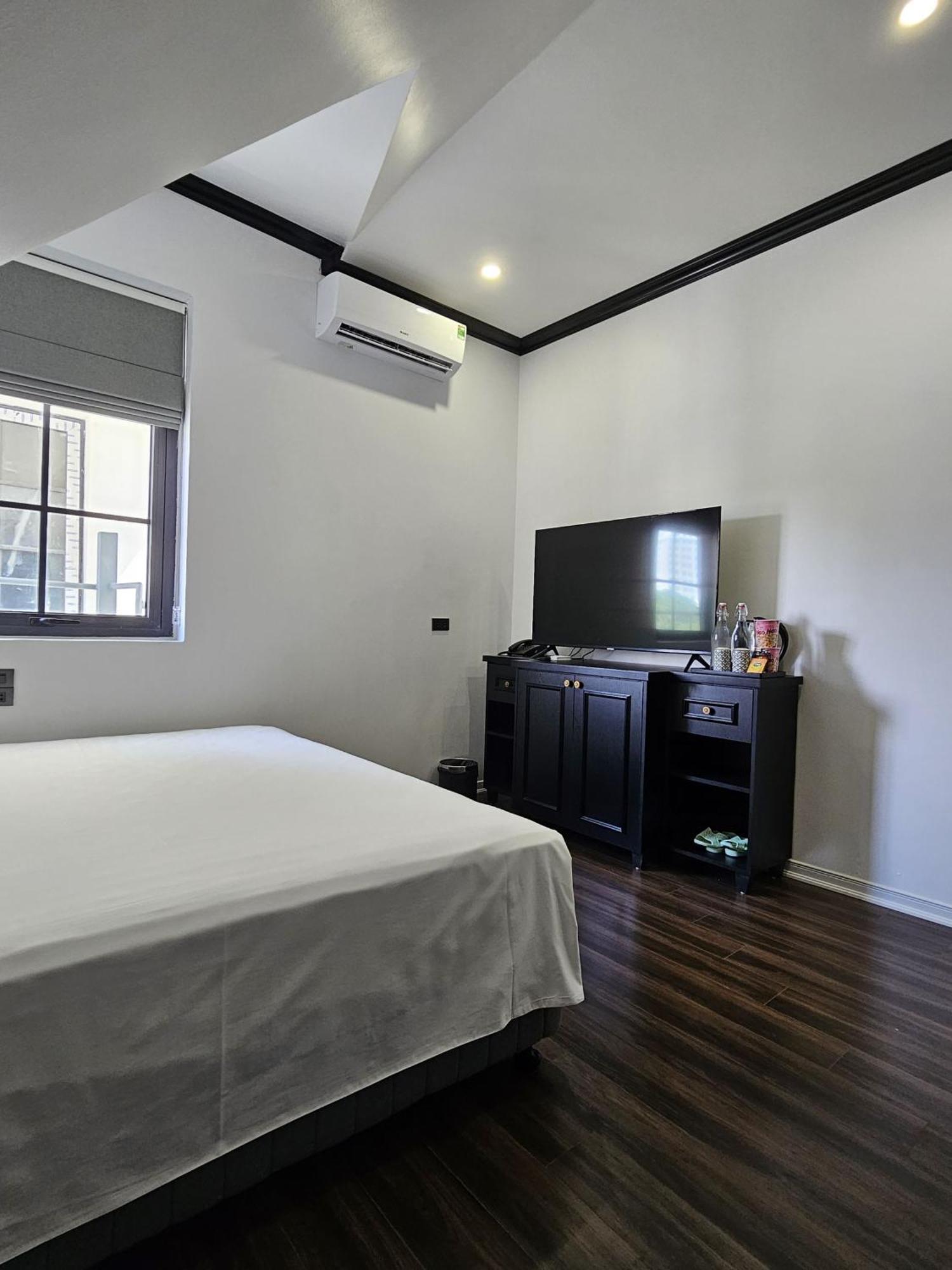 Elegant Boutique Hotel Hạ Long Zimmer foto