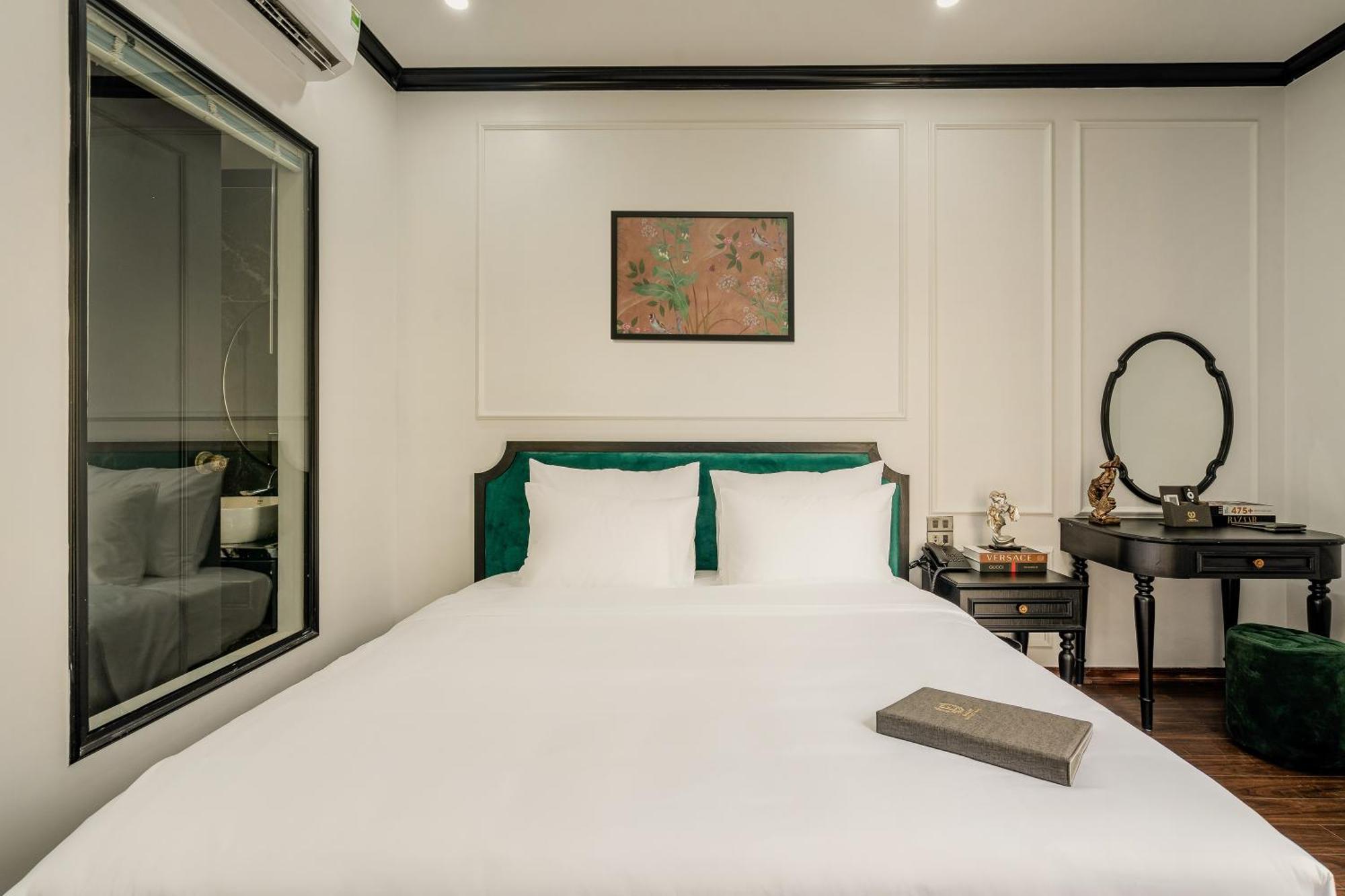 Elegant Boutique Hotel Hạ Long Exterior foto
